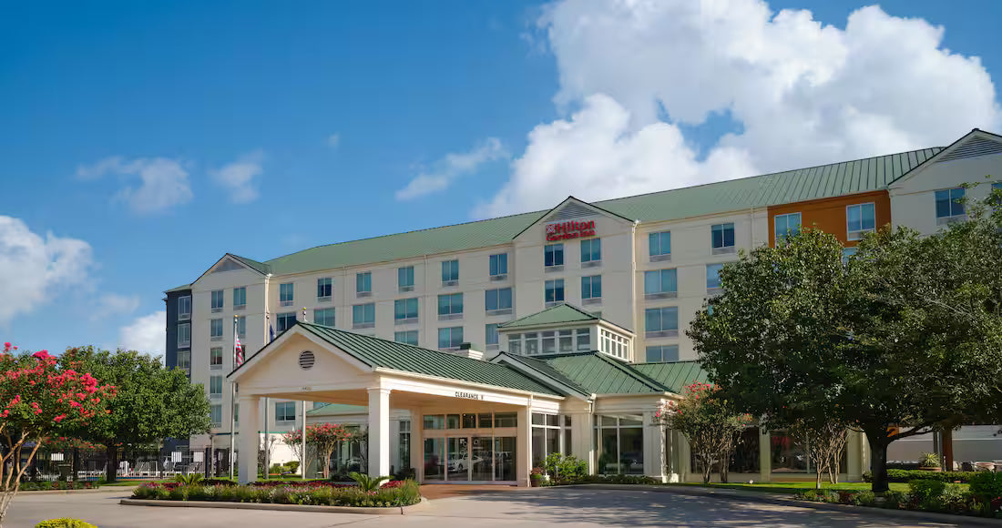 2 Qn Hilton Garden Inn Bush Intercontinental Airport July 2-5