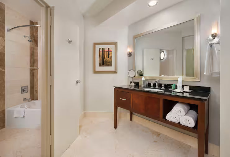 1 King Suite W/ Sofa Bed Hilton Hilton Houston Post Oak by the Galleria June 13-20