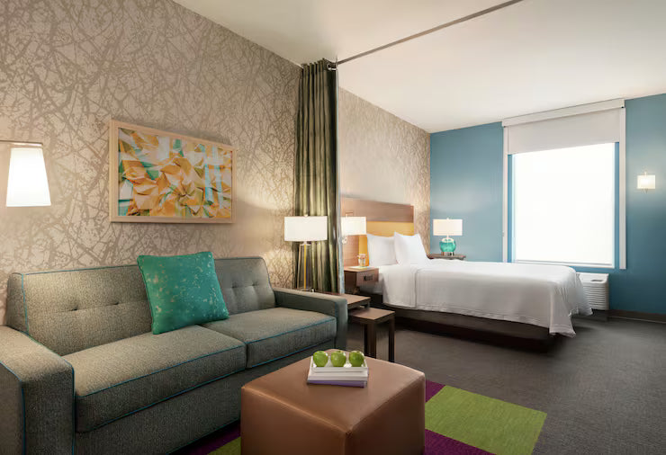 1 Qn Studio June 15-17 Home 2 Suites by Hilton Overland Park