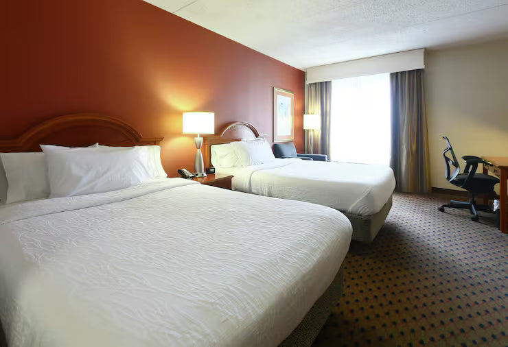 2 Qn Hilton Garden Inn Secaucus / Meadowlands July 17-19