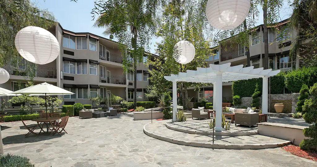 2 Dbl The Belamar Hotel Manhattan Beach July 9-12