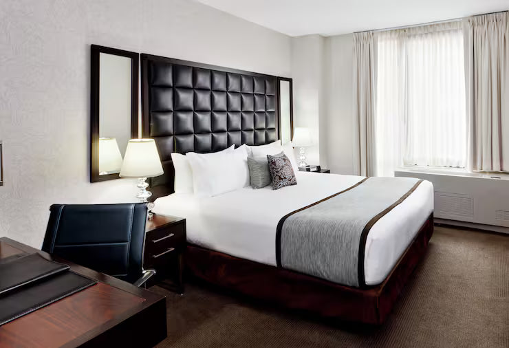1 King Distrikt Hotel NYC By Hilton July 17-19