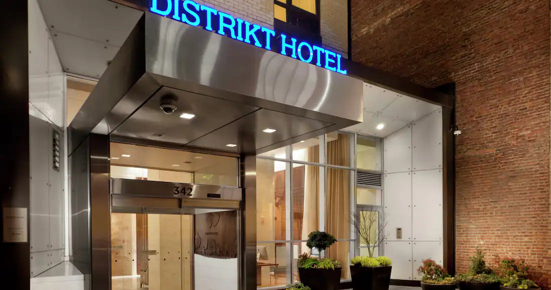 1 King Distrikt Hotel NYC By Hilton July 17-19