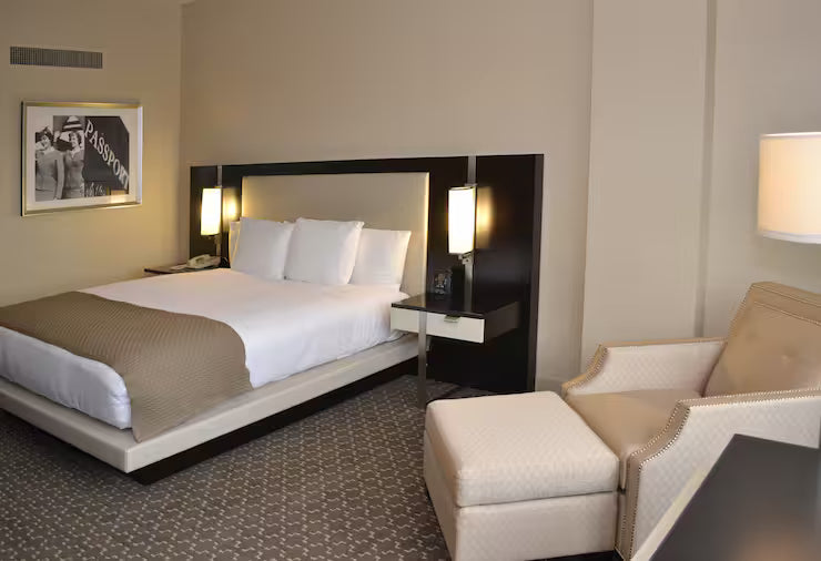 2 Dbl Double Tree Hobby Airport June 28-July 5